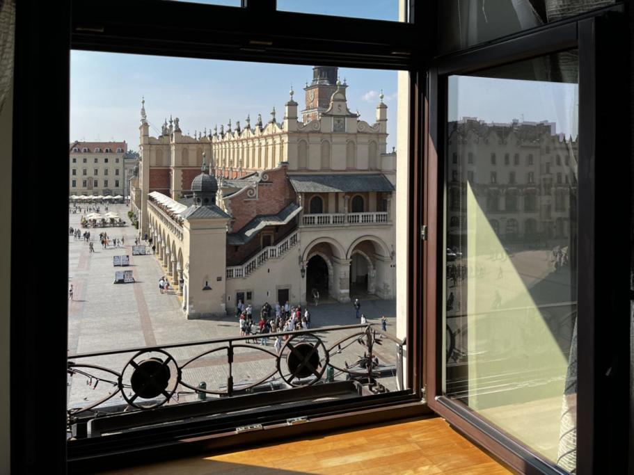 Pod Sloncem - Rynek Glowny Krakow Exterior photo